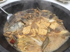 -老渔翁笨锅炖(迎宾路总店)