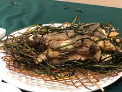 葱香碟鱼头-老吉堂上海本帮菜(望京万象汇店)