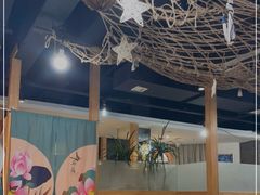 -崴海渔村(虹梅路店)