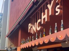 -Pinchy's Lobster & Champagne Bar