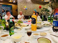 -老船夫婚宴婚庆会馆(延吉路店)