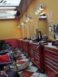 -Devilhands Barbershop男士理容店