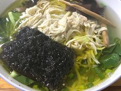 -越洋肖氏老米线(杨家坪店)