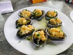 -四川小胡子海鲜(丁村万人海鲜广场店)