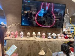 -泡泡玛特POPMART(国金街店)