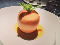 -弦月窗LUNETTE BY AMANDA(复兴路店)