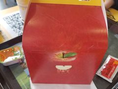 快乐儿童餐-麦当劳(松江南乐得来速店)