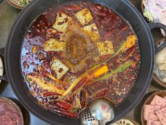 -黄潇洒老火锅(九眼桥宏济巷店)