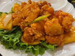 -玖月时尚泰式餐厅