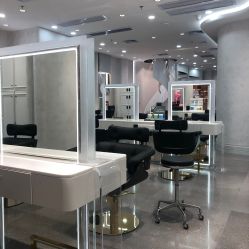 -Kraemer Paris  苏豪路易士·嘉玛发廊