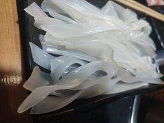 -果松木炭酸菜铜火锅·外婆参鸡汤