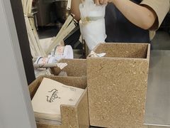 -喜茶(上海淮海中路渔阳里店)