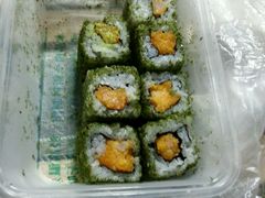 -鸿通城购物中心