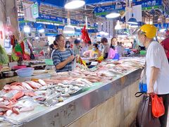 自助取餐区-三亚新鸿港水果一级批发市场