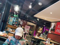 大堂-喝丢一只鞋海鲜烧烤·海肠捞饭(东关街店)