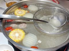 -八合里牛肉火锅(上海世茂广场店)