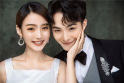 -易摄影婚纱摄影工作室