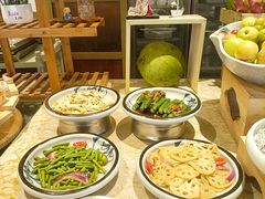 -大中华希尔顿酒店-念自助餐·嗨啤·小龙虾