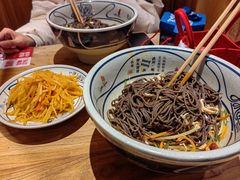 -陇上秦轩西安biangbiang面(EFC欧美金融商业城店)