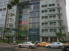 -诚品(信义店)