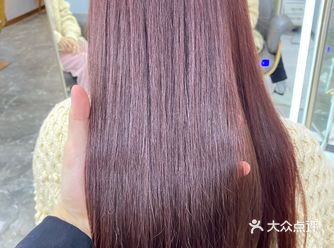 天气转冷了、冷感发色已经不是很适合了