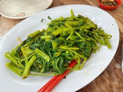 -新峰肉骨茶