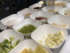 -蜀天上精专麻辣香锅(文定路店)