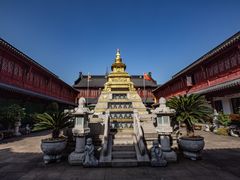 -龙华寺