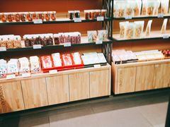 面包甜点陈列柜-KenGee仟吉(吉庆街店)