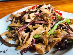 -小厨子私房菜·云南美食店
