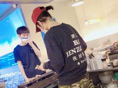 -白仁仔· 活烤海鲜 宵夜(豫园店)