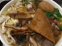 -花溪王记牛肉粉(四季花溪商场店)