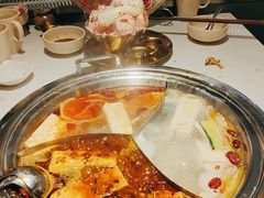 -老房老舍重庆火锅(假日城市店)