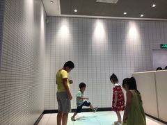 -肯德基(芳和店)