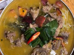 -老滇山寨•云南特色菜•地方菜•民族风情歌舞表演(金碧店)