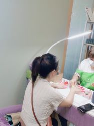 -孔雀手美甲美睫护理