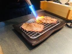 -铭牛烧肉·和牛海鲜自助(高新月牙湖店)