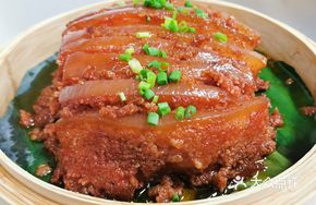 Old Jin Kou Steamed Pork with Rice Flour
