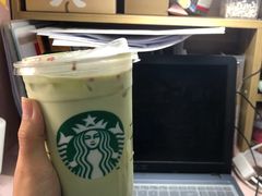 -星巴克臻选(惠州华贸天地1楼店)