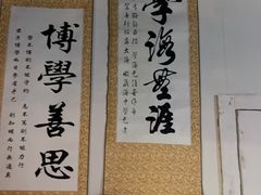 -荒岛实景沉浸密室(江汉路1店)