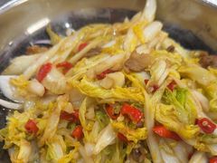 -湖南人家湘菜馆(镇江路店)