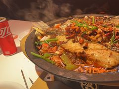 -鸣记脆皮烤鱼·海鲜烤鱼(三八广场店)