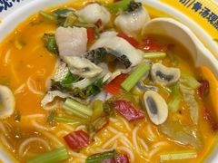 -粉小主·贵州酸汤牛肉粉(南京仙林金鹰店)