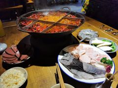 -白乐天毛肚火锅馆(南滨路店)