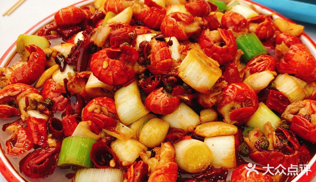 三十多年的烧烤老店,大粒的孜然撒料很够味!