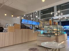-顶东面包花园·生日蛋糕(世博店)