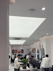 -侨治发型