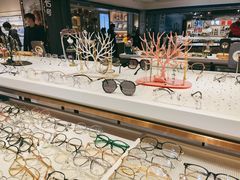 -宏宇眼镜蔡司依视路折扣店(兆佳眼镜城店)