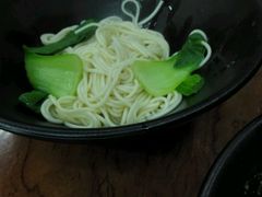 -丽影重庆小面(定西路店)