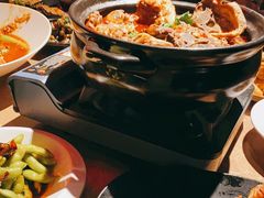 -沪小胖小龙虾(淮海中路旗舰店)